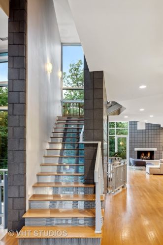 11300 79th St, Willowbrook IL  60527-5107 exterior