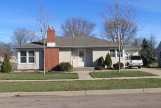 505 Willow St, Fairmont, MN 56031-4127