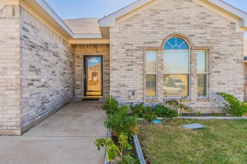 4905 Cape St, Fort Worth TX  76179-4139 exterior