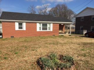 2735 Elmwood Dr, Three Way, TN 38343-1969