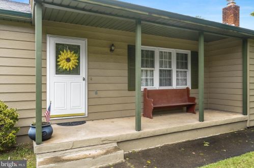 423 Jarvis Rd, Erial, NJ 08081-2125