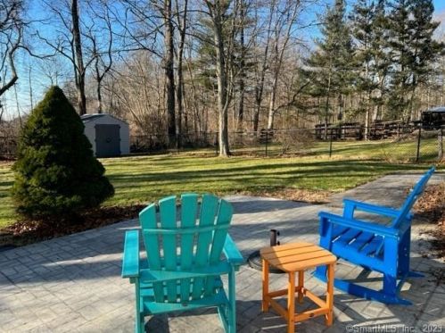 26 Sunrise Cir, Wallingford CT  06492-3225 exterior