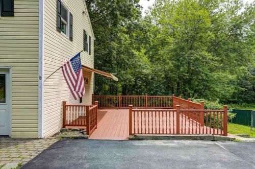 18 Shady Ln, Nashua, NH 03062-2328