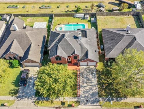 416 Spencer Landing Ln, Morgans Point, TX 77571-9147