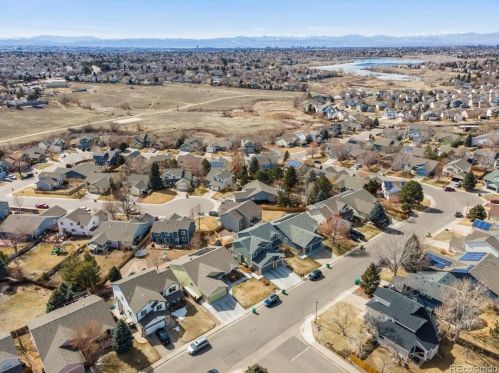 19899 Tufts Dr, Aurora CO  80015-3478 exterior