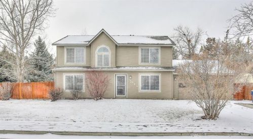 3041 Madison Ave, Bend OR  exterior