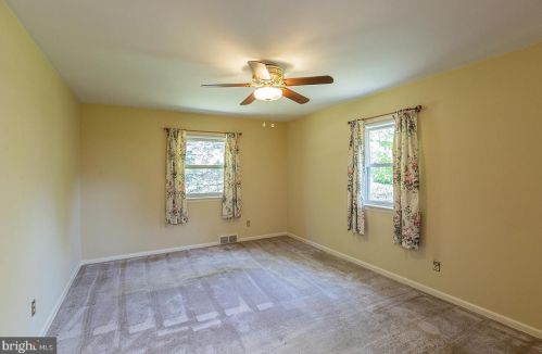 54 Sunrise Ave, Lancaster PA  17601-3942 exterior