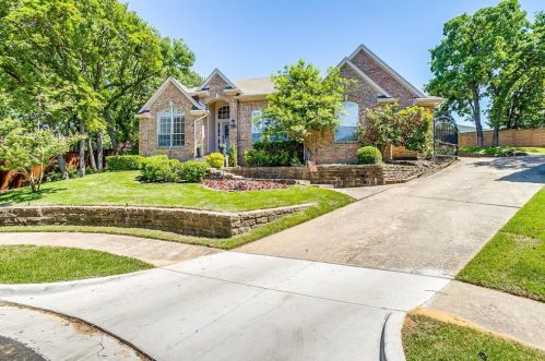 8558 Kensington Ct, Fort Worth, TX 76182-8329