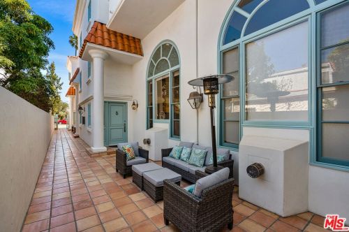 1118 21st St, Santa Monica, CA 90403-5699