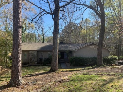 7074 Parkarms Ct, Villa Rica, GA 30180-3964