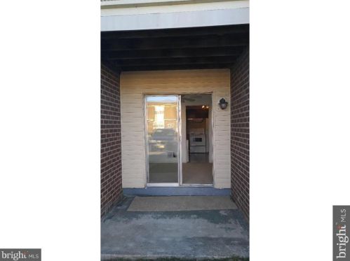 2 Florence Tollgate Pl, Florence NJ  08518-3002 exterior