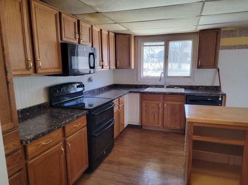 2905 Garden Ln, Bull Valley, IL 60012-1207