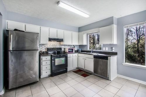 107 Park Pl, Stockbridge GA  30281-1115 exterior