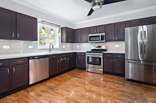 1423 Washington St, Barrington Hills, IL 60156