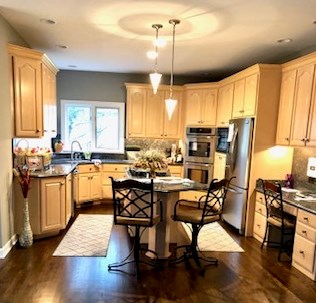 10 Loblolly Ct, Lemont IL  60439-7744 exterior