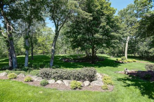 5 Hillcrest Dr, Saint Paul MN  55110-6101 exterior