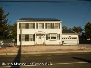 269 Highway 35, Mantoloking, NJ 08738-1332