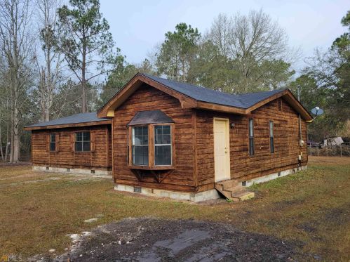 75 Coretta St, Baxley, GA 31513-6861