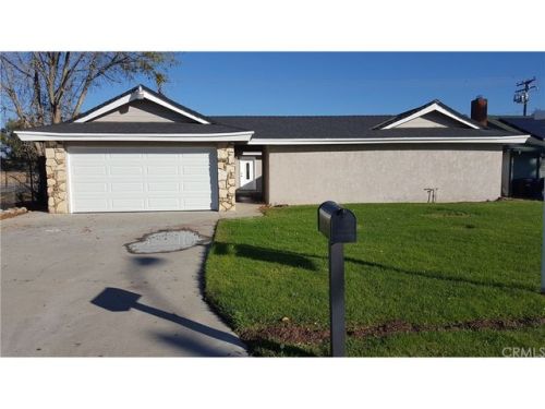 6209 Fillmore Ave, Rialto, CA 92377-4530