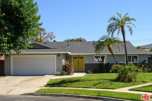 1650 Ona Cir, Simi Valley CA  93063-4540 exterior