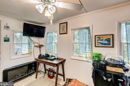 24 Raptor Dr, Hanover PA 17331-8159 exterior