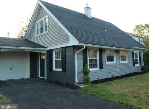 17 Ballad Ln, Willingboro, NJ 08046-1605