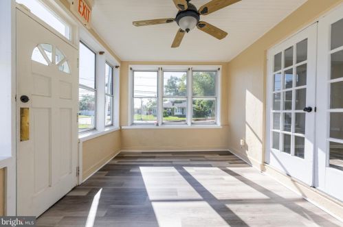 210 Warwick Rd, Somerdale, NJ 08083-2136