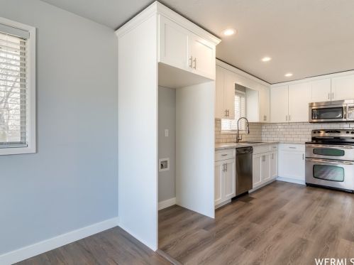 638 700, Perry UT 84302-1621 exterior