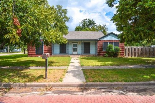 509 Grafton St, Dublin, TX 76446-2722