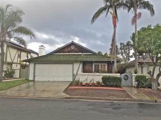 1229 Chambord Ct, Oceanside, CA 92054-6052