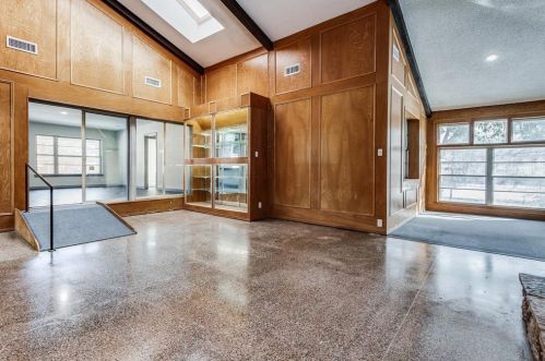 1905 Hilltop Dr, Garland TX 75042-8310 exterior