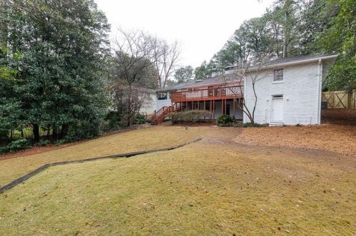 825 Moores Mill Rd, Atlanta GA  30327-1544 exterior