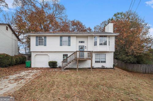 6394 Stablewood Way, Lithonia, GA 30058-8975