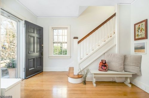 19 Park Ter, Montclair, NJ 07043-2022