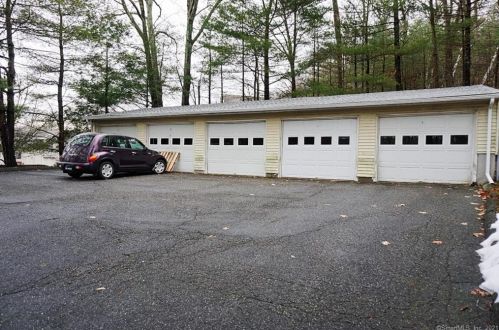 146 Queens Rd, Torrington CT  06790-2837 exterior