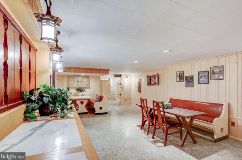 2113 Lyndell Dr, Lancaster PA  17601-5728 exterior