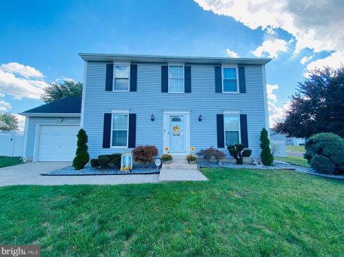 19 Scenic View Dr, Erial, NJ 08081-3007