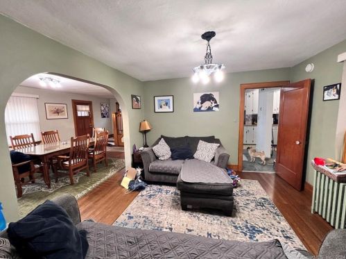 219 Barton St, Torrington CT  06790-5618 exterior