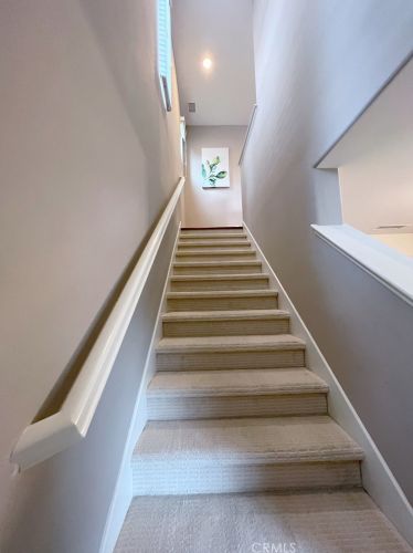 52 Pathway, Irvine CA  92618-8807 exterior