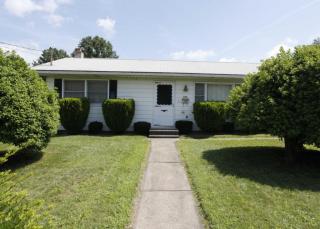 254 Lincoln St, Pittston, PA 18643-1518