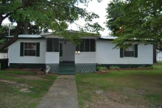 205 K St, Martin, TN 38237-2205
