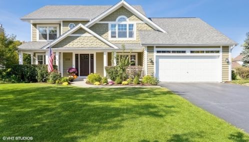 5319 Bundle Flower Ct, Naperville, IL 60564-4333