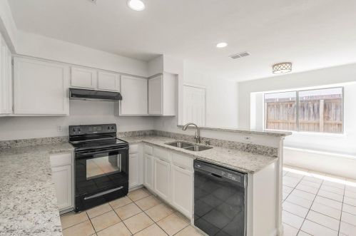 2406 Limestone Ln, Garland TX exterior