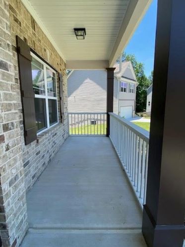 282 Faron Dr, Atlanta GA  30331-8738 exterior