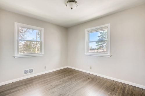 260 Belvidere St, Saint Paul MN  55107-3102 exterior