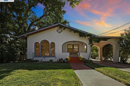 4260 Pleasanton Ave, Pleasanton, CA 94566-6517