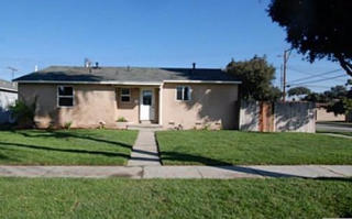 701 Woodcrest Ave, Fullerton, CA 92832-3129