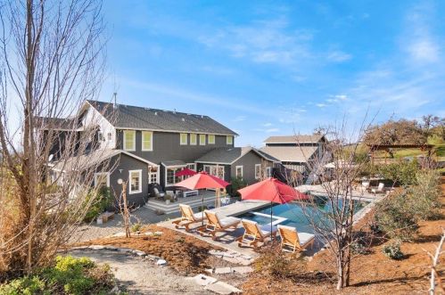 7670 Crews Rd, Gilroy CA  95020-9558 exterior