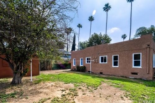 3341 Chestnut St, Riverside CA  92501-2731 exterior