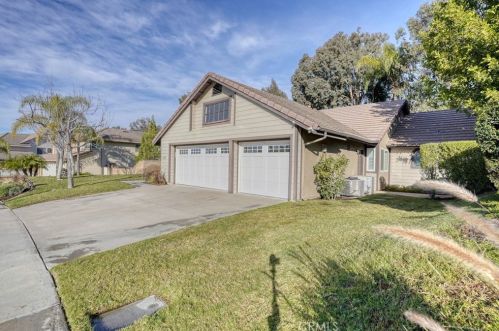 2035 Vista Royale Dr, Orange, CA 92867-1728